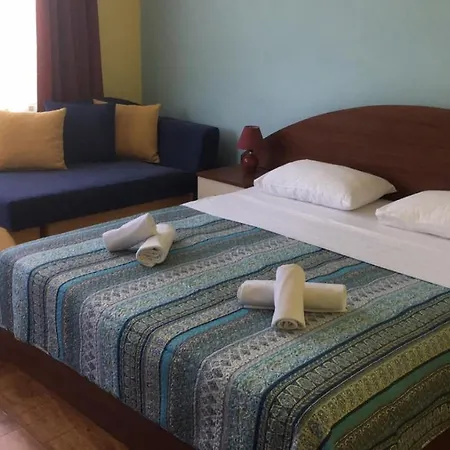 свети кирил 3* Lozenec