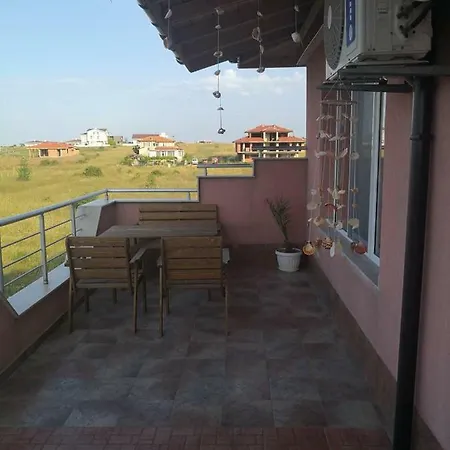 свети кирил Vendégház 3*