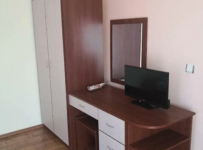 свети кирил 게스트하우스