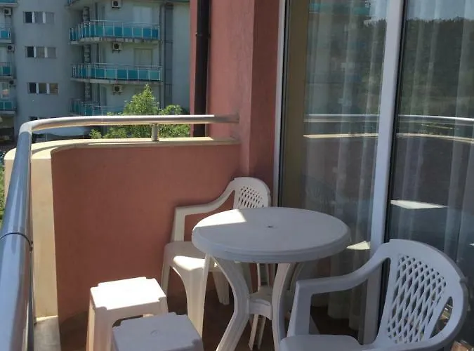 свети кирил 게스트하우스